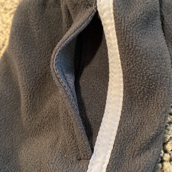 Nike Therma-Fit Fleece Joggers Size 3T in EUC - Picture 5 of 7